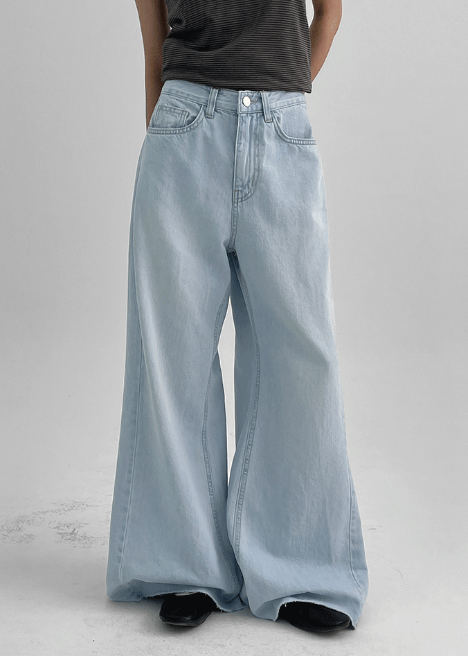 デニム・ジーパン [NEVY] Raul incision wide bootcut denim pants Sleng Summer Seam Washed Wide Bootcut Denim Pants – BLACKUP