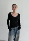 [MADE] Edir U-Neck Semi-Crop Long Sleeve Tee