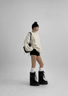 Lotuel loose fit cable knit wool 50%