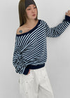 Lumbo Stripe Unbalanced Off-Shoulder Long Sleeve T-Shirt