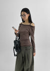 Benico Streifen Off-Shoulder Langarm-T-Shirt