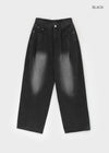 Suique One-Tuck Wide Denim Pants