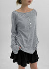 Fonmue Stripe Off-Shoulder Long Sleeve Tee