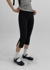 Muchiko Slit Banding Capri Pants