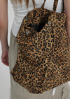 Bolso Grande de Hombro de Leopardo con Botón a Presión Soak